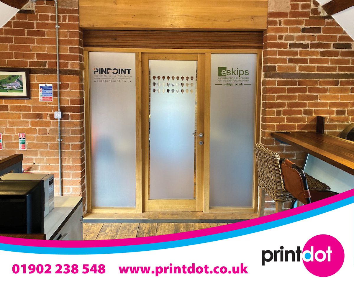 Printdot's tweet image. Printed window etch for We Are Pinpoint and eSkips for their studio to create privacy. The customer was over the moon with our work 😁

We offer a speedy service, from design to print to installation! 👍

#design #print #installation #windowetch #vinyl #signs #signage #signmaking