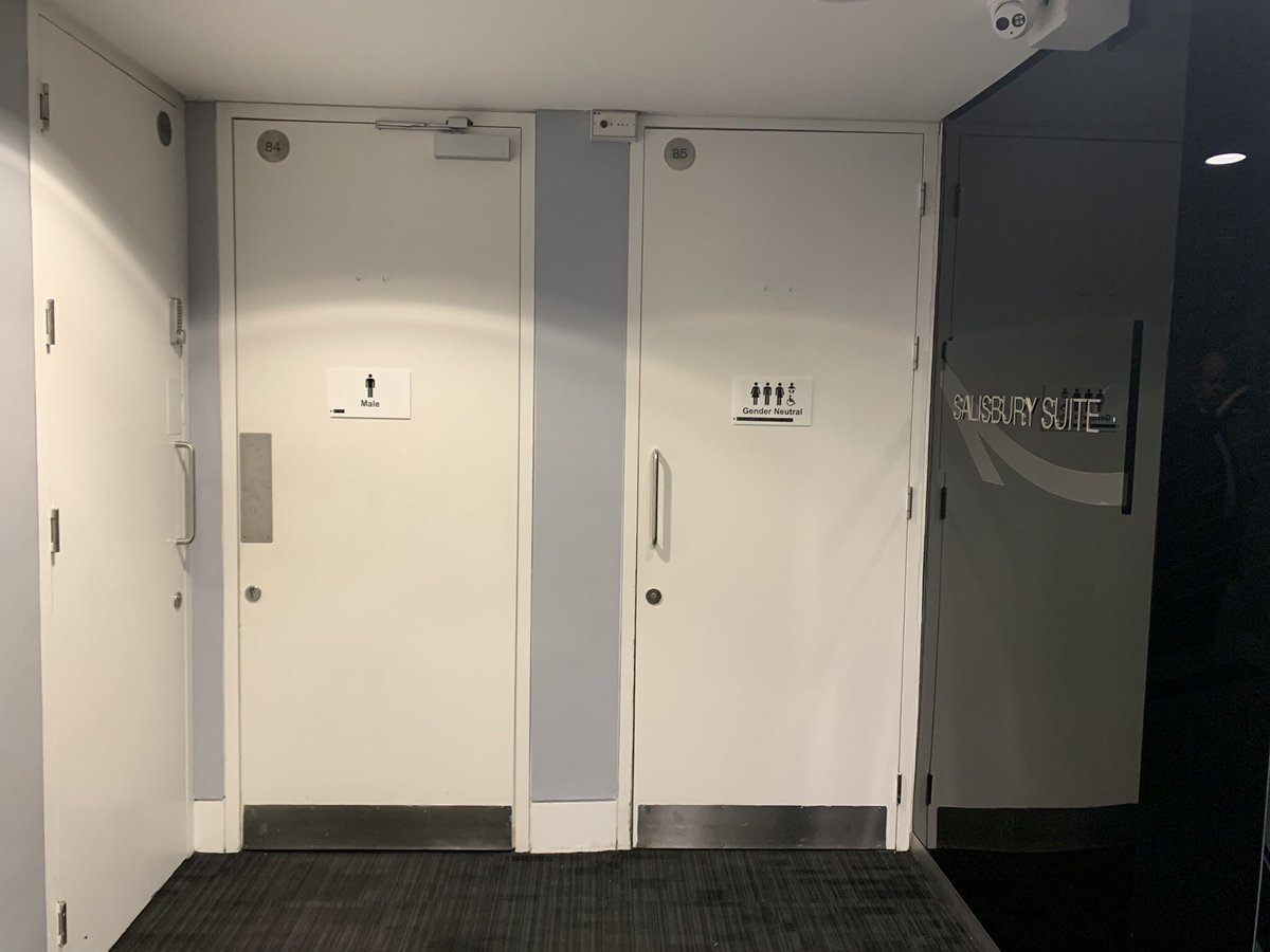 c_valca's tweet image. Ven!!!
Esto pasa cuando se pierde el punto de referencia y se diluye el sujeto político.