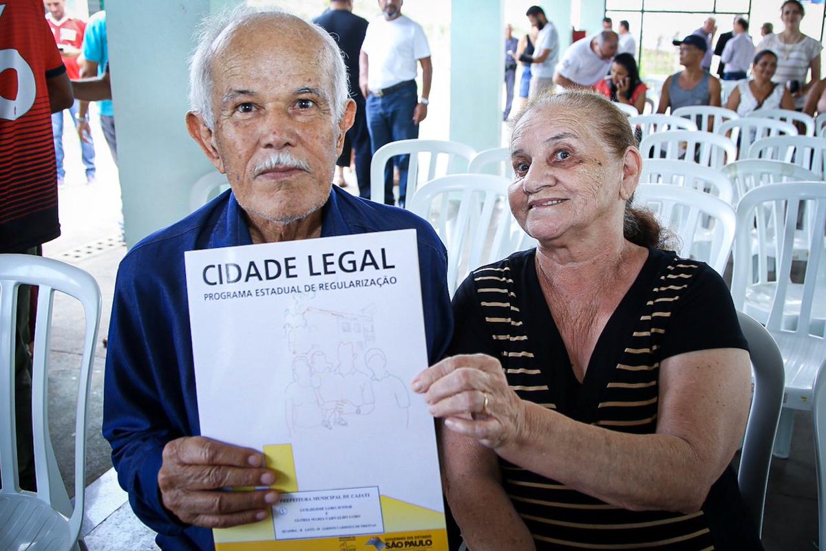 FJMarangoni's tweet photo. A região do Vale do Ribeira recebe o #CidadeLegal de braços abertos. Ontem promovemos um encontro com prefeitos em Registro, com a presença do secretário da Habitação, @flavioamary, e da secretária executiva do Cidade Legal, Daniela Altavista, https://t.co/giqWwjMRLE