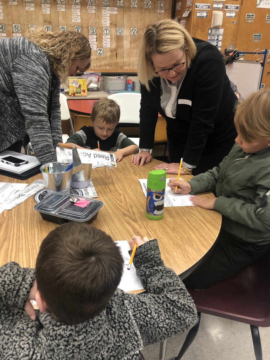 nkucinsam's tweet photo. Our final session of the elementary #NextGenerationSTEMClassroom project with our partners in the River Cities schools! Thanks to our fantastic host @ludlowschools for such a fantastic morning!! #handsonmindson #STEM #ngss #thisiswhatPDshouldbe https://t.co/q8wg0nNXMI