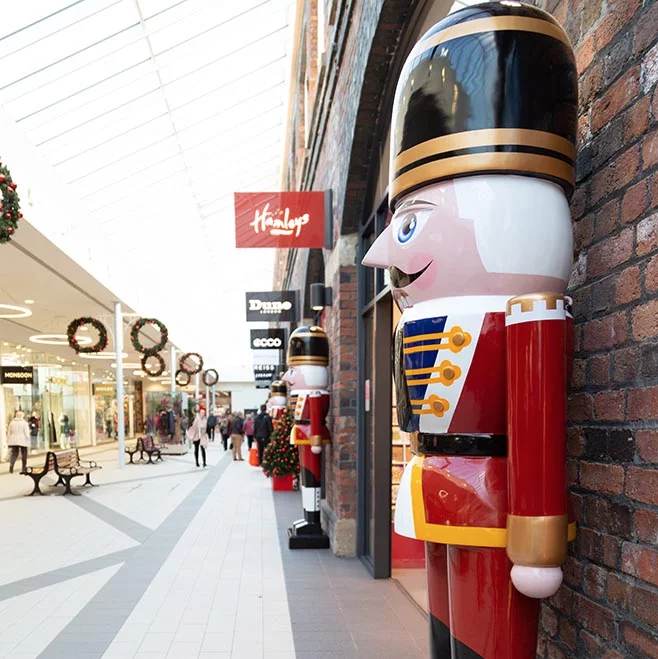 visit_swindon's tweet photo. Christmas at Swindon Designer Outlet is coming 9th November 2019. 🎄

Embrace the magic of Christmas with Swindon Designer Outlet. 

Full details at https://t.co/xuRhexK2um

#swindondesigneroutlet #McArthurglenswindon https://t.co/gvrJcCSAQH