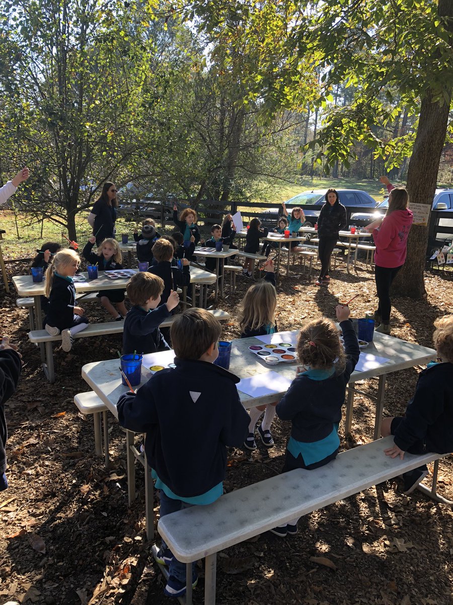 drifdavis's tweet image. Field trip to the Art Barn! #davisme