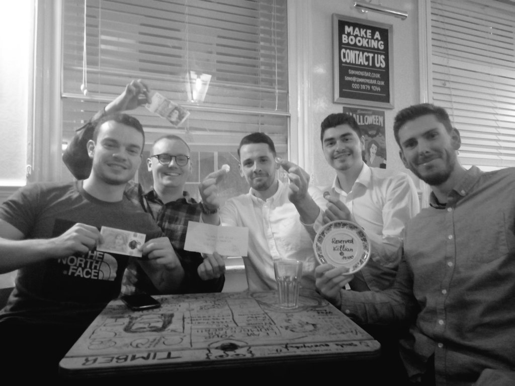versdesociete's tweet photo. This could be you, and tonight, too! Book your #quiz at @SimmonsLondon Soho - we've got a £500 #jackpot still unwon on top of everything else 💷 Care for a clue? Follow @CompleatQuiz and get it before the game!
#quiz #pubquiz #quiznight https://t.co/bYQw8Yh9uo