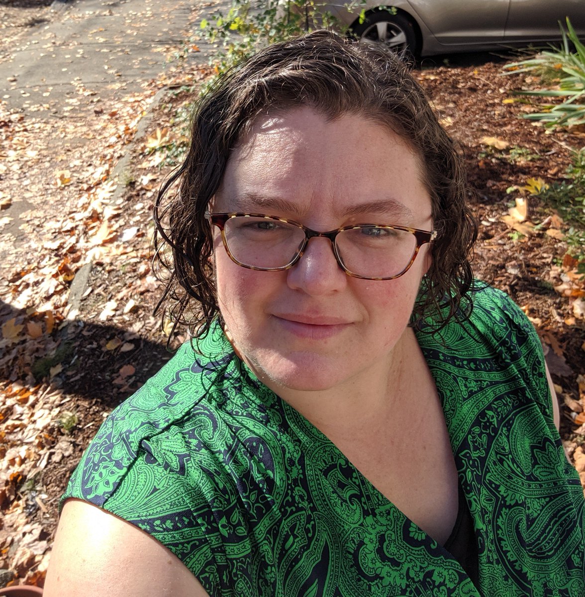 ThatAndromeda's tweet photo. Wearing green today in solidarity with my @mitlibraries colleagues as they cast their union votes today! @A_Better_MIT https://t.co/NtHvLJEN7V