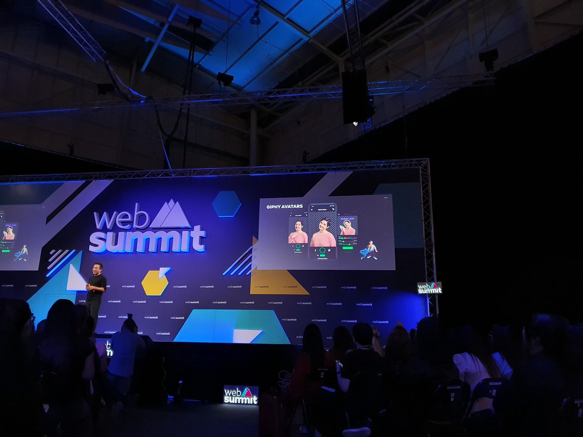 dersportmanager's tweet photo. Giphy macht 15% der Suchanfragen auf Google aus, supportet mittlerweile 43 Sprachen und liefert  10 Milliarden (!) GIFs pro Tag aus.

Kein Wunder dass der Gründer Alex Chung sagt: Wir sind eine Suchmaschine. #WebSummit https://t.co/IlguPeKMds