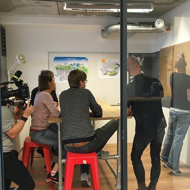 JAM vertelt over de kracht van het visueel denken in 'Nederland Maakt Het' - Zondag 10/11 om 16:00 bij RTLZ
#rtlz #zakelijktekenen #visualthinking #designthinking ift.tt/32rQGcF