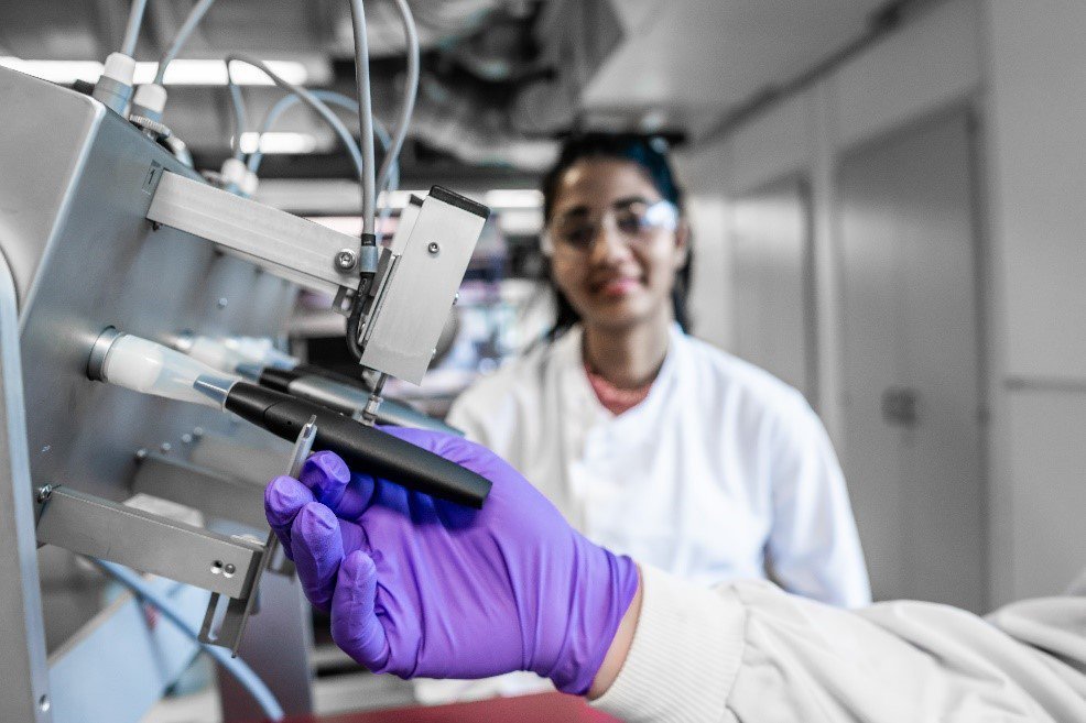 BAT_Alina_MP's tweet photo. We use a peer-reviewed scientific assessment framework to test our products. Discover how at https://t.co/6LR7GwSbL0 https://t.co/qQkwSHGjFZ