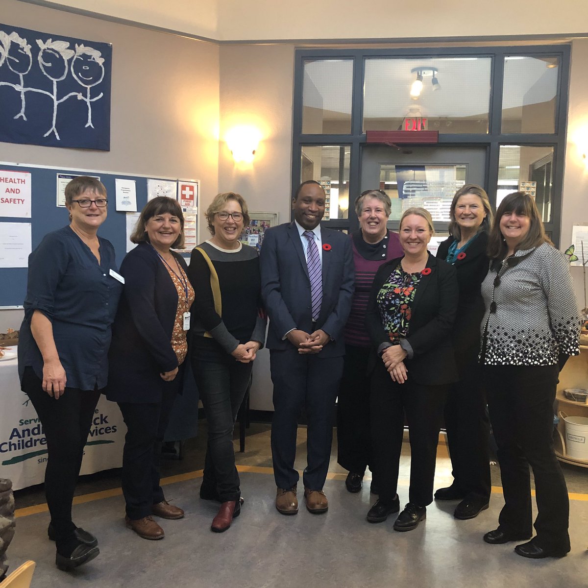 MonaFortier's tweet photo. A healthy breakfast to start the morning at Andrew Fleck Children’s Services @afcs_seaf in #Overbrook! Thank you to staff, volunteers and especially the kids for a warm welcome!  #OttawaVanier https://t.co/yzEuziGGzd