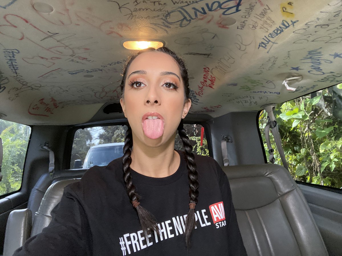 Slideshow asian bangbus.