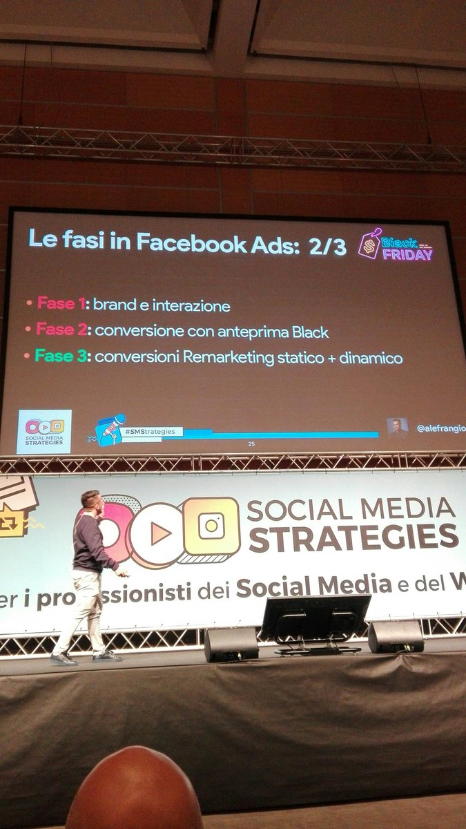 Con <a href="/alefrangio/">Alena Frangione</a> si parla di #blackfriday2019 al #SMStrategies