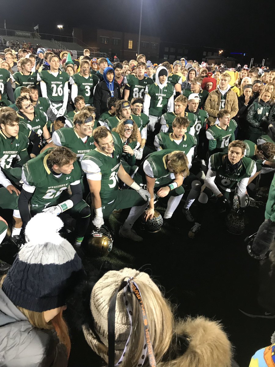 goody_wheeler's tweet photo. Rocks sectional championship Tix here! https://t.co/Jqf5ycJfvf @WHStheROCK #united #avoidlines https://t.co/2EGM2gv0xC