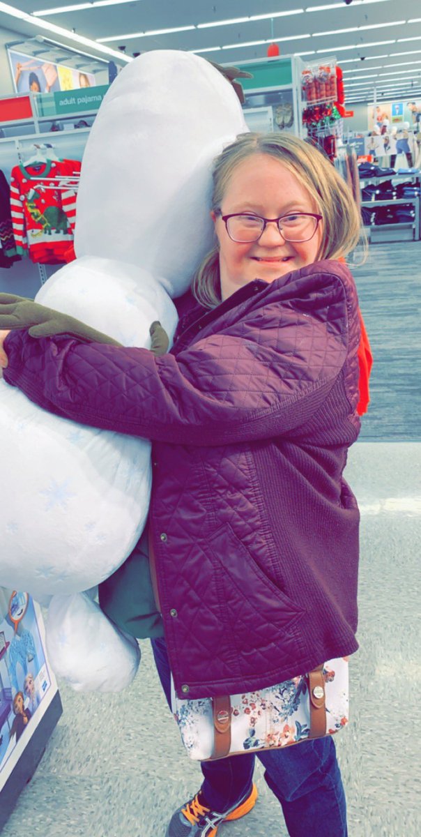 KatieHahn29's tweet photo. Target trips and birthday parties are always fun with miss Shena! If you don’t work at @CCRIMoorhead you are missing out! #bestjobever #birthdayparties #targettrips https://t.co/cYLEP1YumE