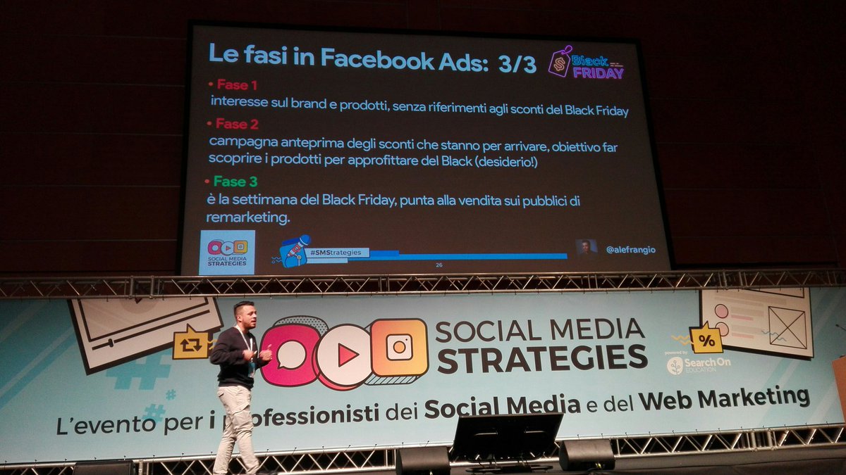 Strategia per il #blackfriday2019 al #SMStrategies con <a href="/alefrangio/">Alena Frangione</a>