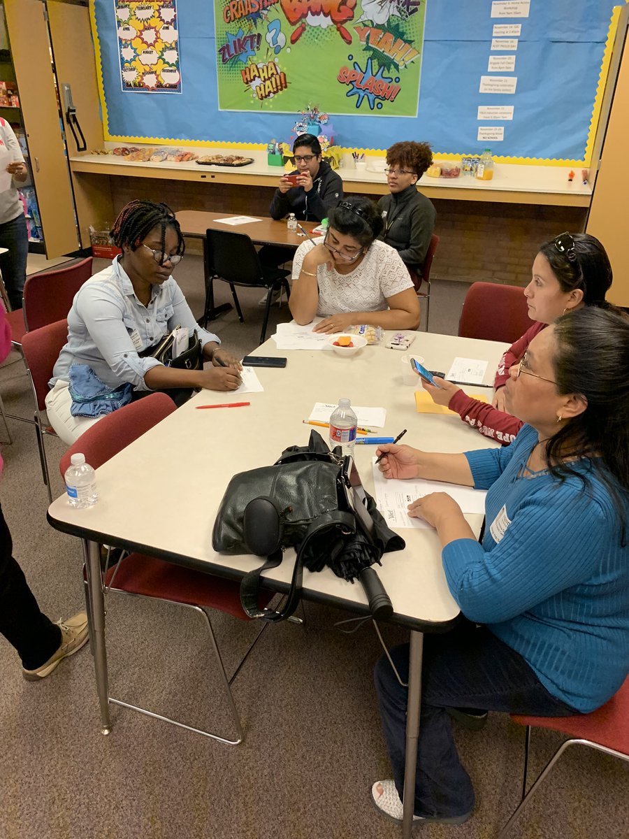 AHHSCOUNSELORS's tweet photo. Home access workshop with our Hastings parents. #gettinginformed #hastingsparentsrock @AliefHastingsHS https://t.co/uR0EC52qF6