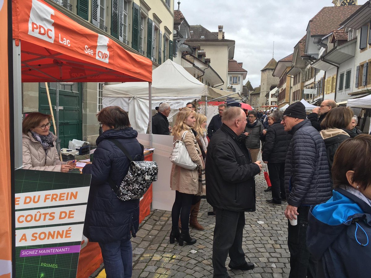 Notre conseiller aux Etats <a href="/Beat_Vonlanthen/">Beat Vonlanthen</a> était à #Morat pour inviter la population à un apéritif convivial. Le 10 novembre, choisissez la valeur sûre! #TeamOrange