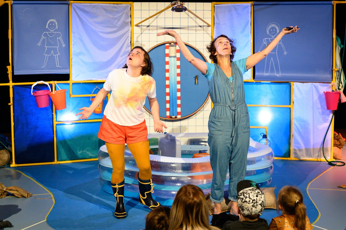 lutonfebfest's tweet image. 👀 The Feb Fest schedule for 2020 has been published 👀

Check our website for further info: fullhouse.org.uk/what-we-do/fes…

What a line up! Including @TheatreAdInf @TellTaleHeart @FullHouseTheaCo @TheBoneEnsemble @ngyt_uk @raised_eyebrows @theeggbath 

#Luton #FebFest