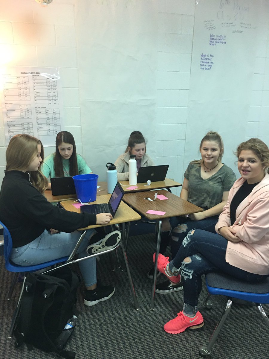 Girl power! UIL speaking team working hard! #RobinsonISD #badboyzofhistory <a href="/risdHS/">Robinson High School</a>