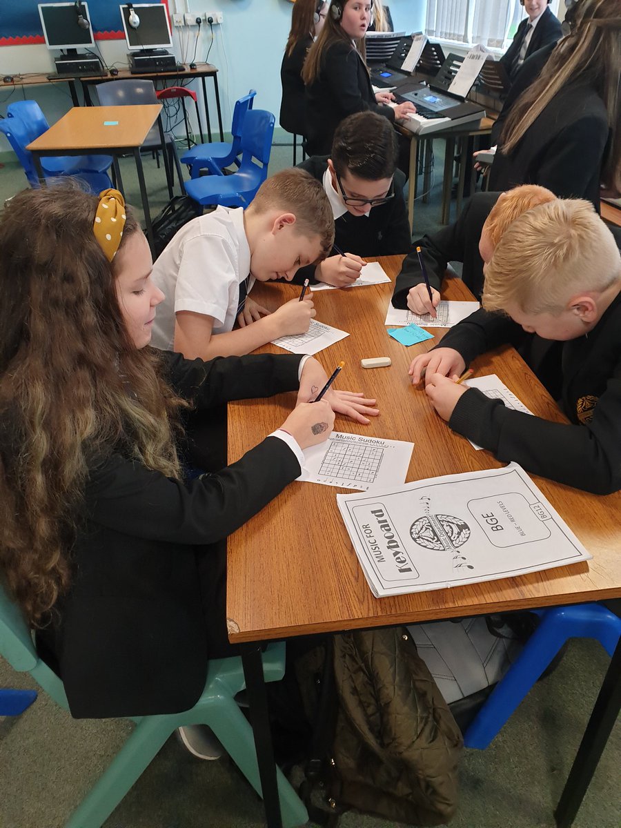 Staidansmus's tweet photo. Some musical numeracy and problem solving in Music today with 1.3! 😊⁉️🎵
#numeracyinmusic
#musicalnotation
#workingtogether
#problemsolving
#musicalsudoko
@Staidansmus 
@StAidansHigh https://t.co/hajNu3FzWG