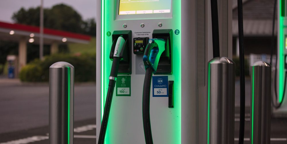 The key to everyday EV fast charging is software, says Qnovo CEO electrek.co/2019/11/06/the… by <a href="/bradberman/">Bradley Berman</a>