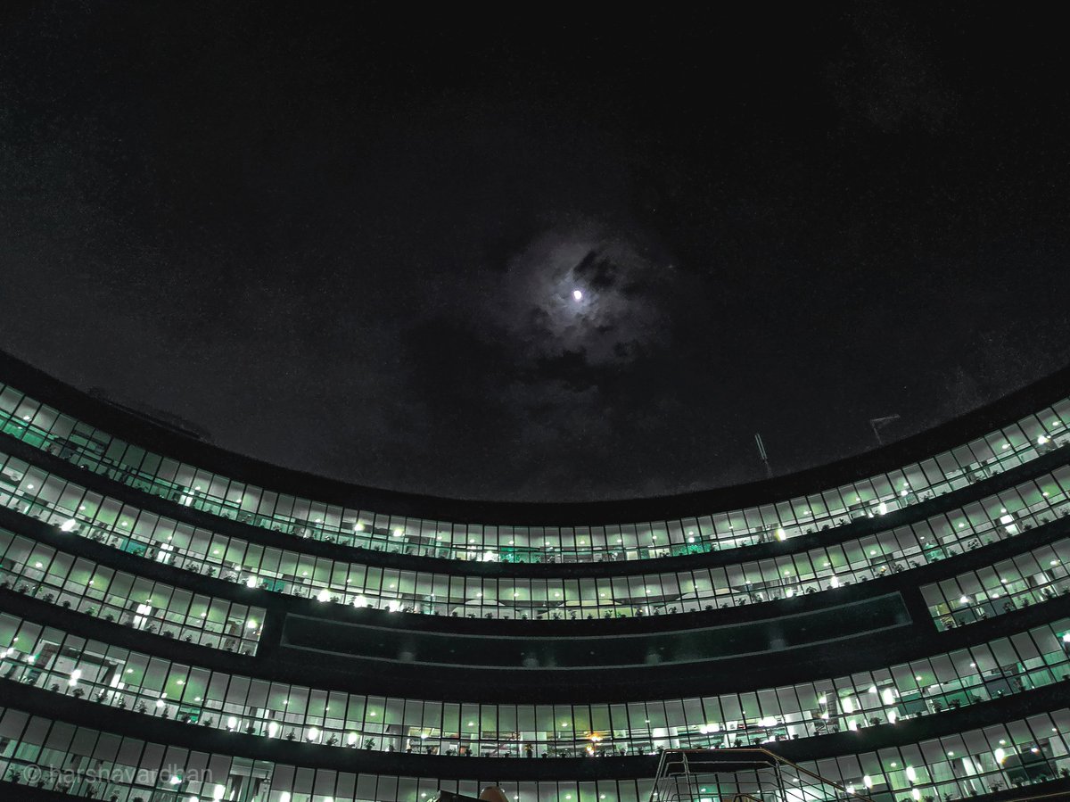 WhoisHarsha's tweet image. Everything under the moon
@saplabsindia @SAP
#SAPlabs #SAP