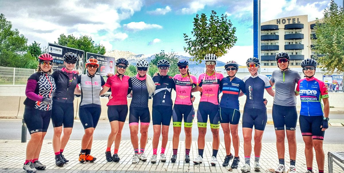 onewomancycling's tweet photo. Yes, wow! It's definitely been a while (and more 😯) but really enjoyed getting back on the 🚴‍♀️ this week 😁#cyclespain #thisgirlcan #womencycling #sufferfest
#cycling #CyclingWomen #costablancacycling
#elitebikescycling #chicasenbici #adictasalabici https://t.co/iEV6JZ4z8u