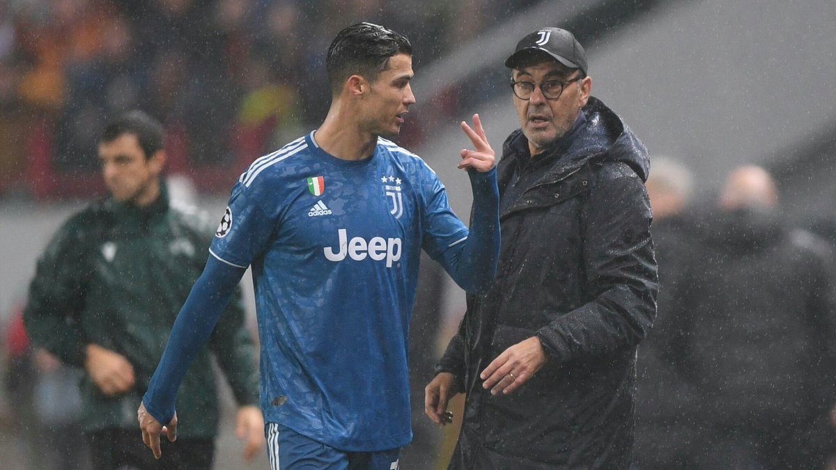 naijaloveinfo's tweet photo. Ronaldo Substituted By Sarri & Ramsey Stealing His Goal Keep Fans Talking In Juventus UCL Win
https://t.co/yPybtrrGjL
#VSCARS #ChampionsLeague #MyTwitterAnniversary #Ronaldo #Sarri #Ramsey #LokomotivJuve #lokjuv Douglas Costa #Food #football #UEFA #Juventus #UCL https://t.co/9jfiiRILE1