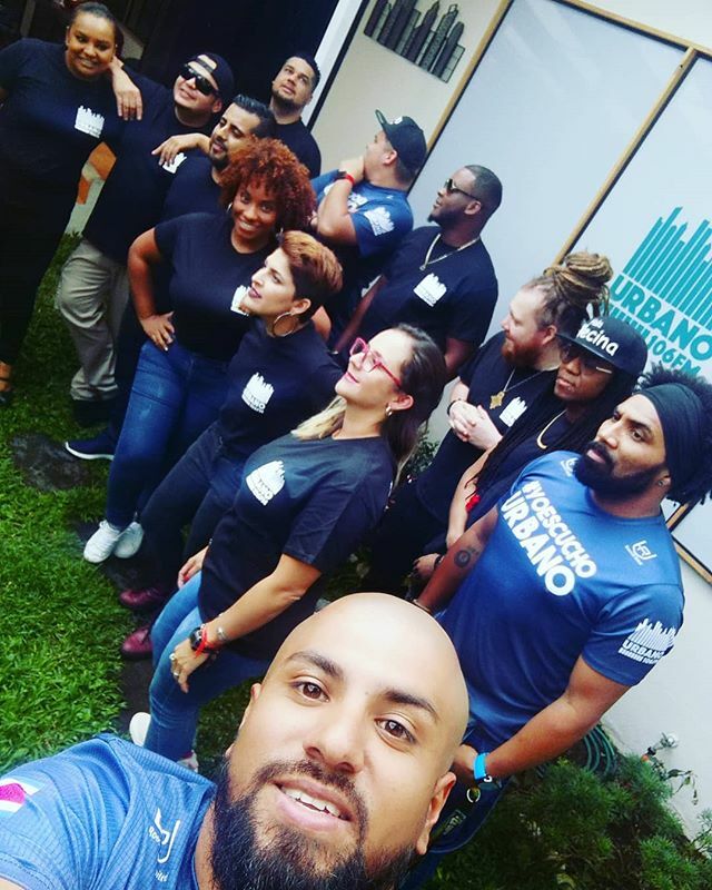 DjJouCR's tweet photo. Creo es uno de los mejores Staff de Radio!!! Que opinan... @carloslewiscr @djrambi @djrichard506  @rosedavis @dj_kenzie_cr @javarmc  @herbalistcr  @zionprodcr @marianinesmontero @soniam4 @djfoforwc @taudiaz | @Urbano106CR https://t.co/d5or8D7BlE