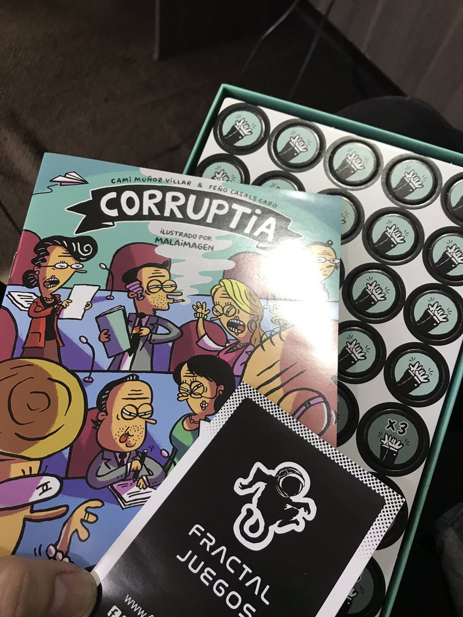ArcoirisFM's tweet photo. Hoy hablamos de #Corruptia ilustrado por @malaimagen ... un juego de mesa contingente... en la 99.3 FM #Coyhaique #CentralFreak https://t.co/5RaQeIDA9A
