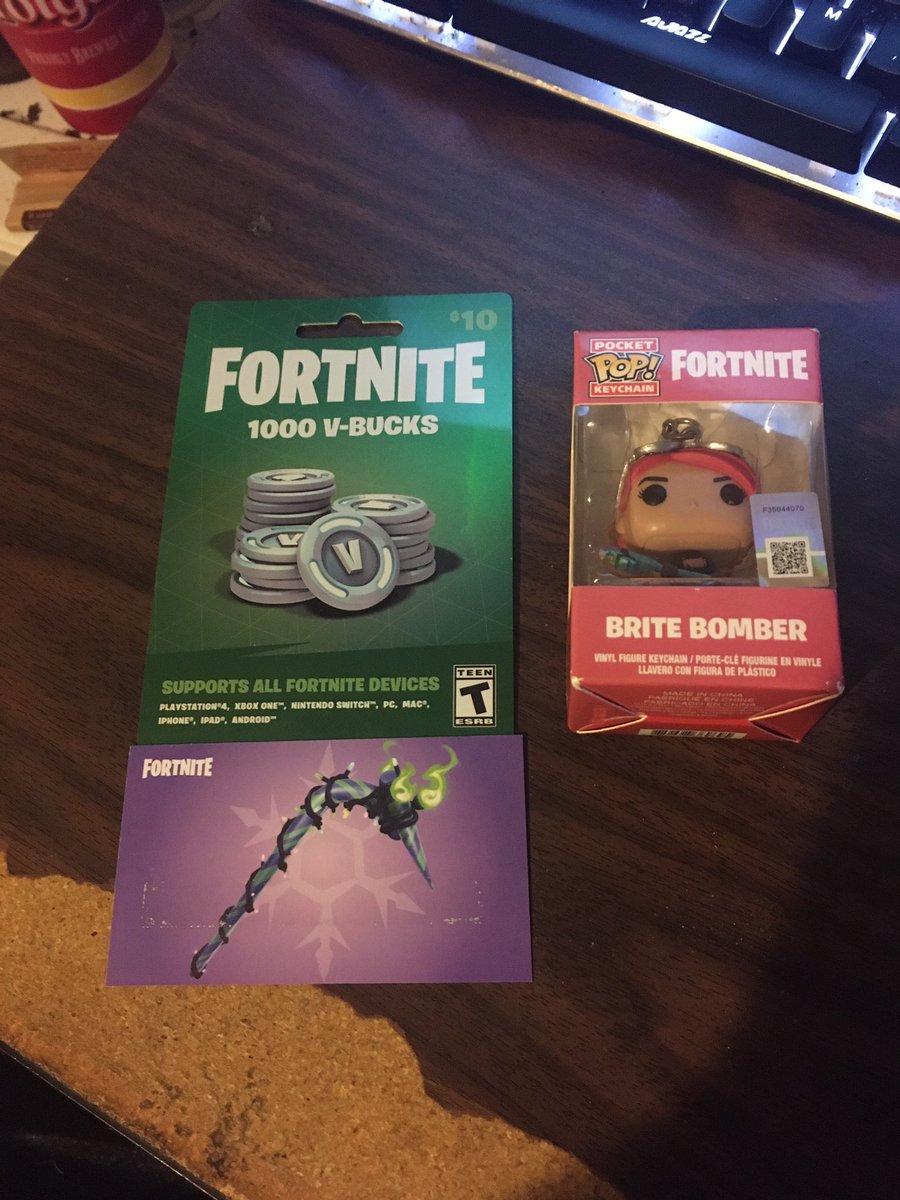 TriggerBlank's tweet image. Giveaway? I think maybe. Let’s see who is interested retweet and spread the word! #mintypickaxe #Fortnite #Giveaway #GiveawayAlert