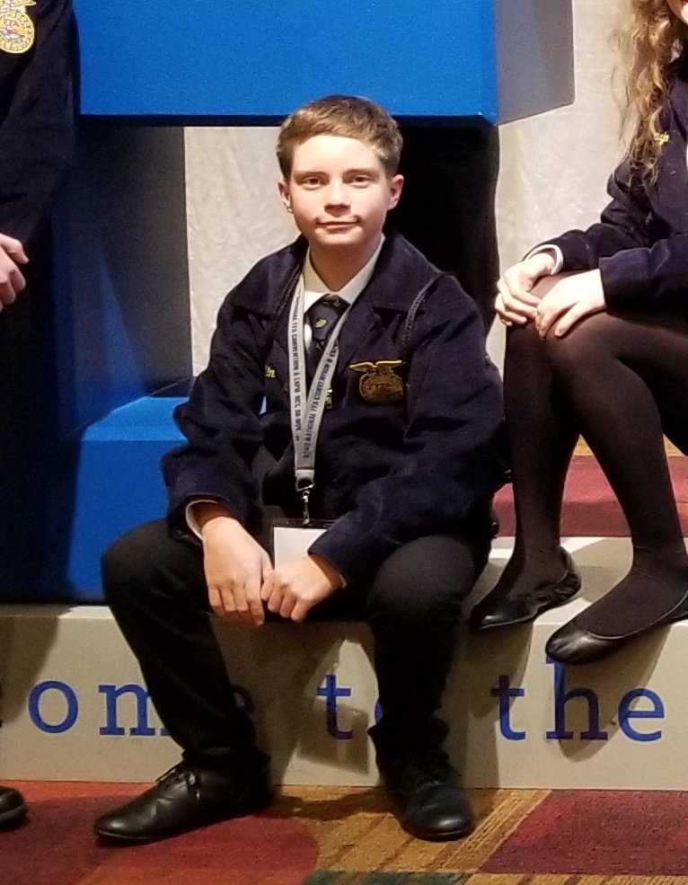 OvertonFFA's tweet photo. Congrats to freshman member Austin Kennicutt for being our member of the month! Austin was a delegate at nationals, our top finisher at land judging, and a ribbon winner at livestock evaluation, among many other accomplishments. Great job Austin! #WeROverton #OvertonFFA https://t.co/j3CAP6nlu3