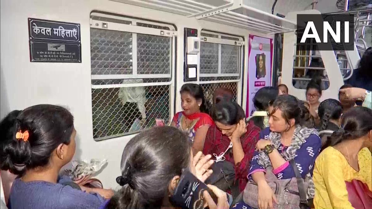 ANI's tweet photo. Mumbai: Newly introduced Uttam Rake began normal services from Nov 6,a day after its inaugural run in ladies special Mumbai suburban train from Churchgate-Virar. It has improved interiors&amp;features,including CCTV surveillance system,electrically operated Passenger Alarm System etc https://t.co/h1Pyru5Cqo