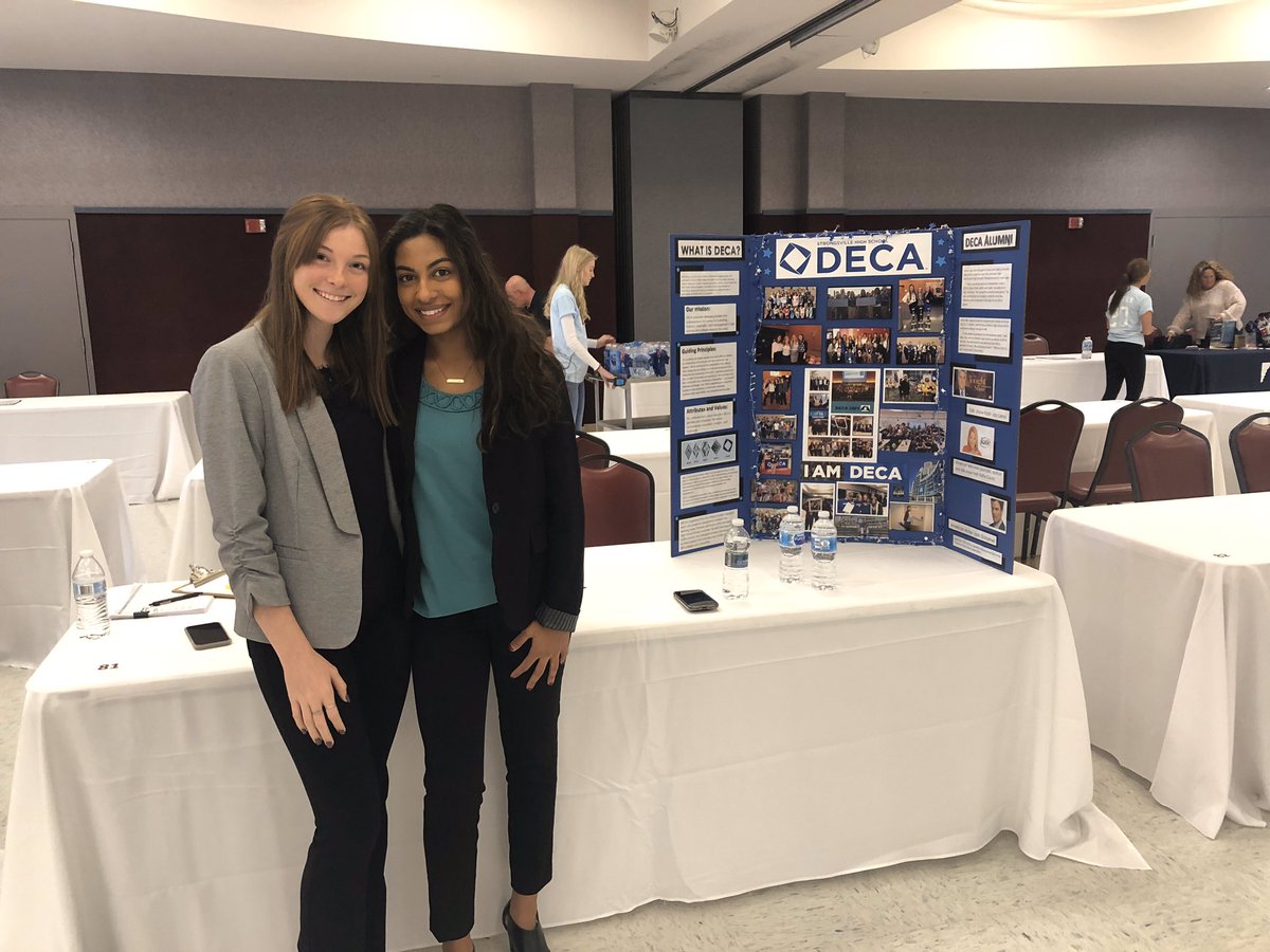 MrsNaymik's tweet image. Come say hello to SHS DECA at the Strongsville Business Expo!
