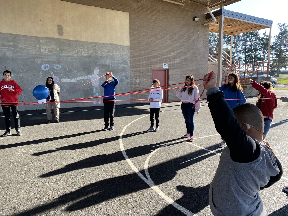 MsGriffin18's tweet photo. Had so much fun with the String Lifts team building activity today!! https://t.co/Oh0oXrKj1l