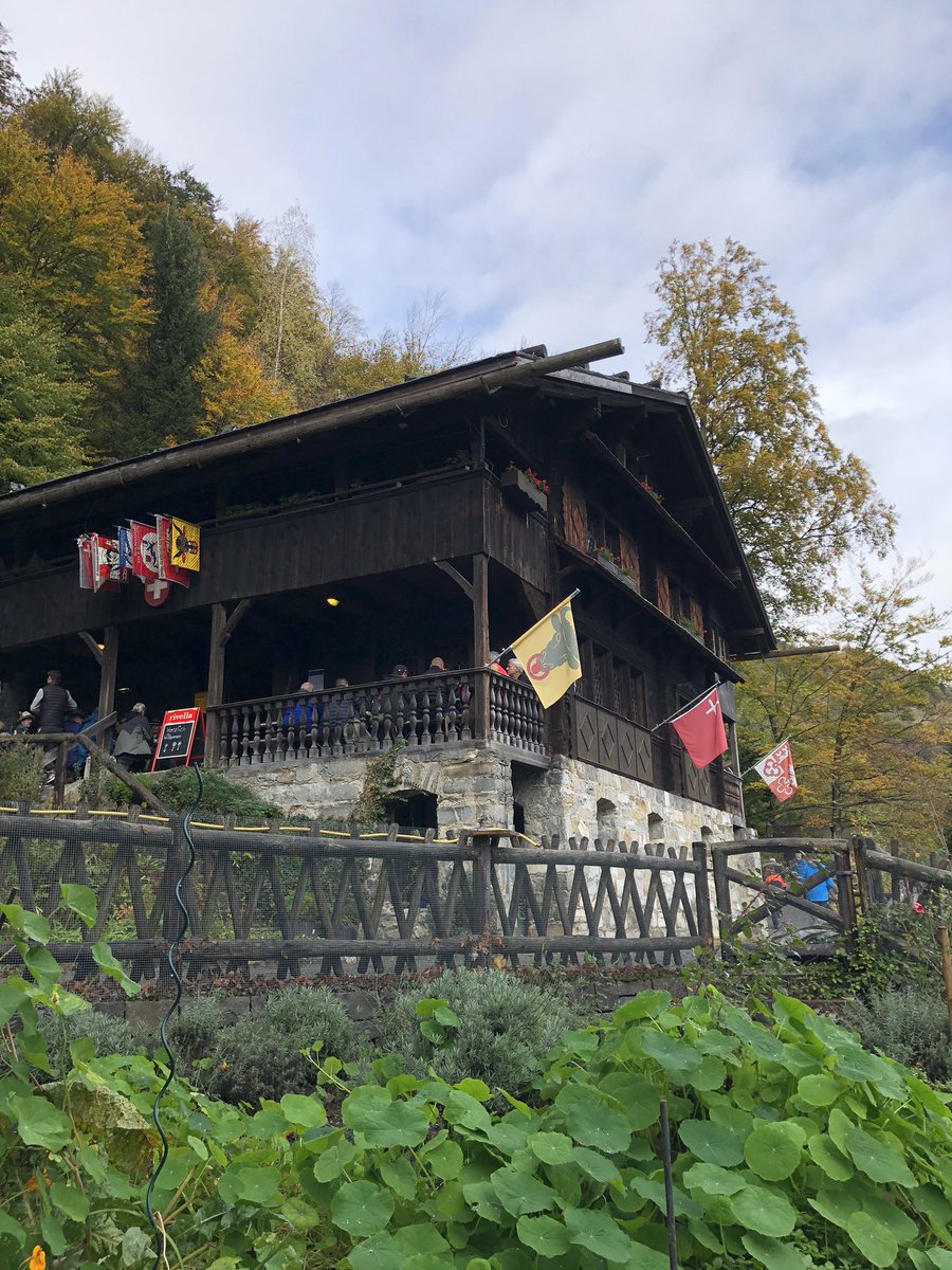 157. Schiessä ufem Rütli - grossartigä Sport und idrücklichs schwizer Bruchtum