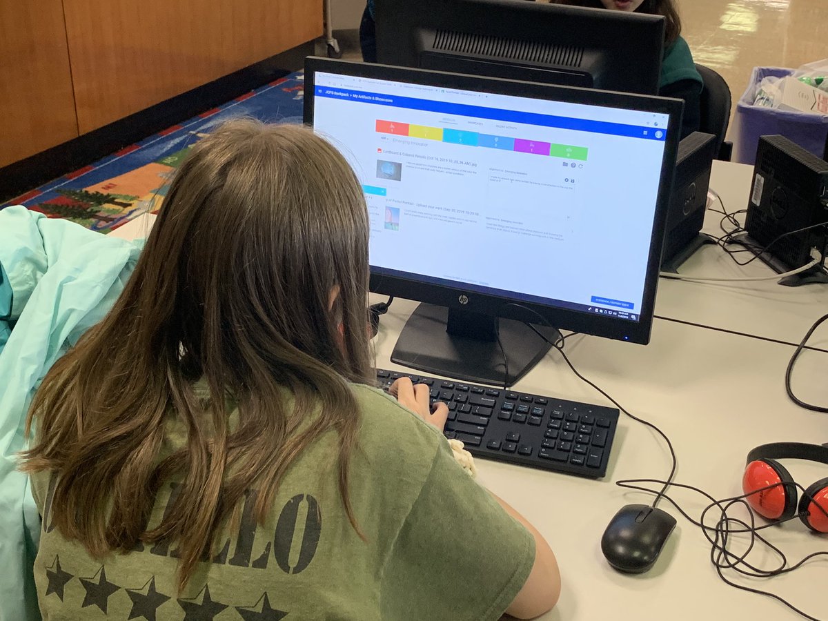 NCES_Principal's tweet photo. Our art students worked to upload artifacts to their digital backpacks today.  They spent time tagging their artifacts to the appropriate success skill.  #wearejcps @mybrownschool @JCPSBackpack @lauraartteacher https://t.co/Xy2QMZwcPi