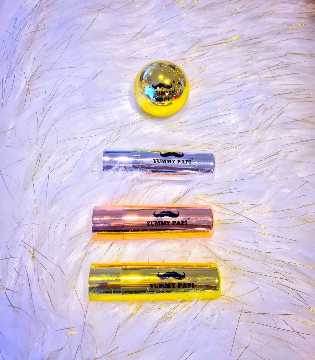 yummy_papi's tweet photo. SA’s Luxurious Lip Care Brand🇿🇦 
#Silver #Gold #RoseGold 

Key Ingredients: 
📌Shea butter: 

📌 Beeswax

📌 Microcrystalline &amp; Mineral oils

R60.00 each (Ball)
R40.00 each (Stick) 
DM to order 😋
#YummyPapi #Lipcare #SouthAfrica #Lipbutter #Lipbalm #Smile #Smoothlips DjSbu https://t.co/9FemEBjL5C
