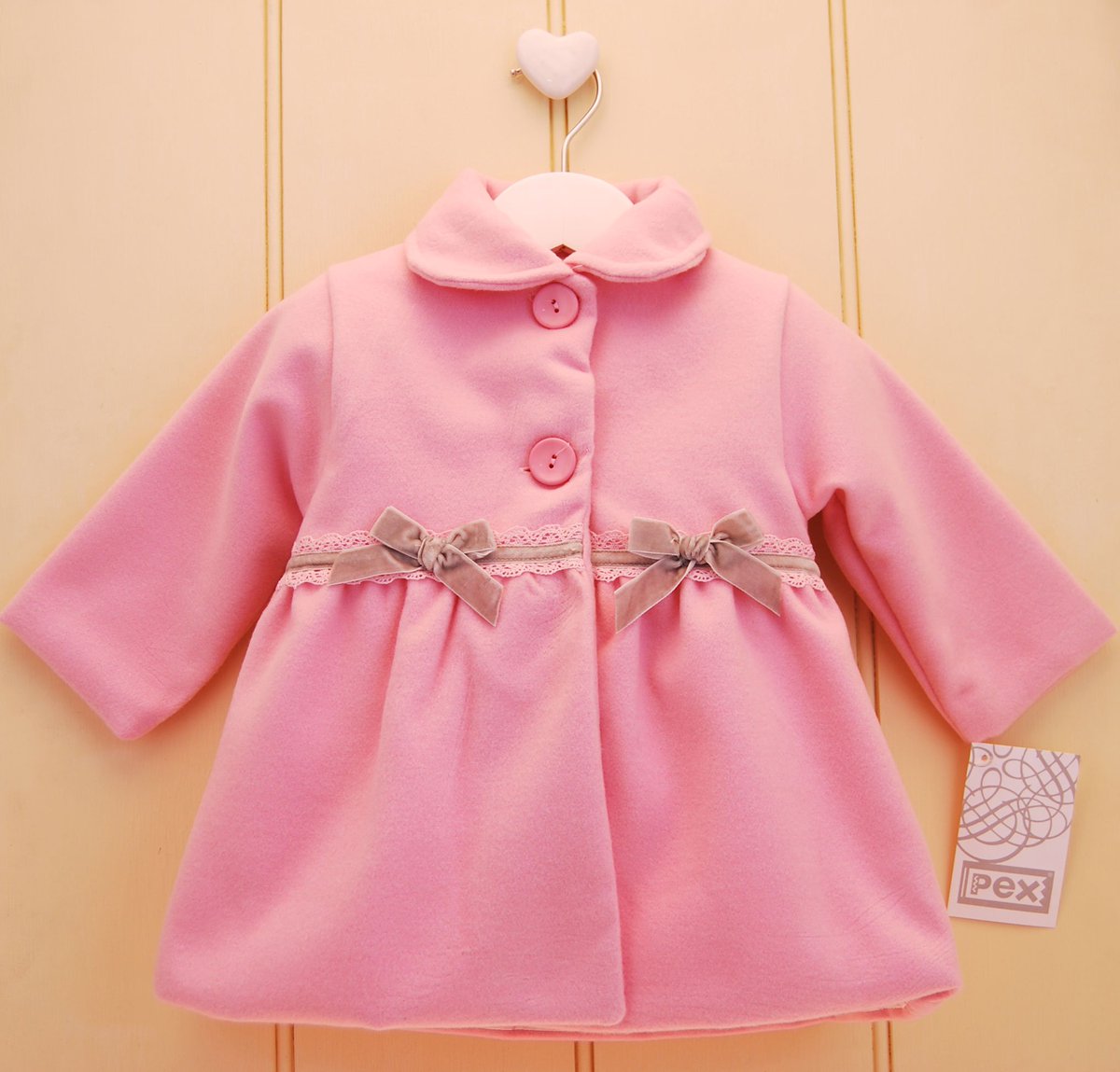 PEXwholesale's tweet photo. Beautiful traditionally tailored new coat designs now available, limited stock so hurry!  https://t.co/gpLRt8psVv 
#traditionalbaby #spanishbabyclothes #babyfashion #babys1st https://t.co/KsataPvmDr