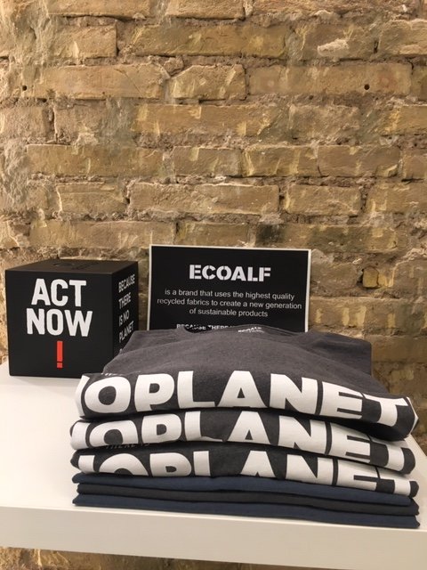 Effrontee's tweet photo. Recuerda que solo tenemos 1 planeta, cuidemoslo
Ecoalf by Effrontee
#ecologia #reciclado #sostenible #casual #modavalencia #men #t-shirts #jackets #ruzafa #exclusivo #nocompresonline #tiendaschulas #calidad #nosgustavestirte https://t.co/aJfBTDT01G