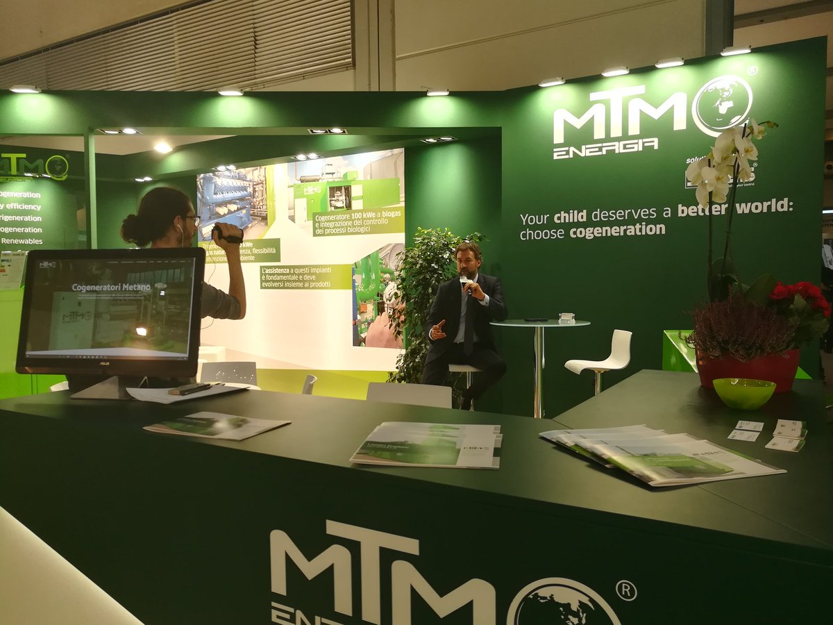 rinnovabiliit's tweet photo. Finisce la seconda giornata di @KeyEnergyit. Ora ricarichiamo le batterie e riorganizziamo le idee per affrontare il #7novembre con lo stesso entusiasmo ed interesse. Eventi #7Nov https://t.co/msvtk8mbK5 #keyenergy #keyenergy2019 #Ecomondo2019 #Ecomondo #sostenibilità #6novembre https://t.co/wf7Ilim4pn