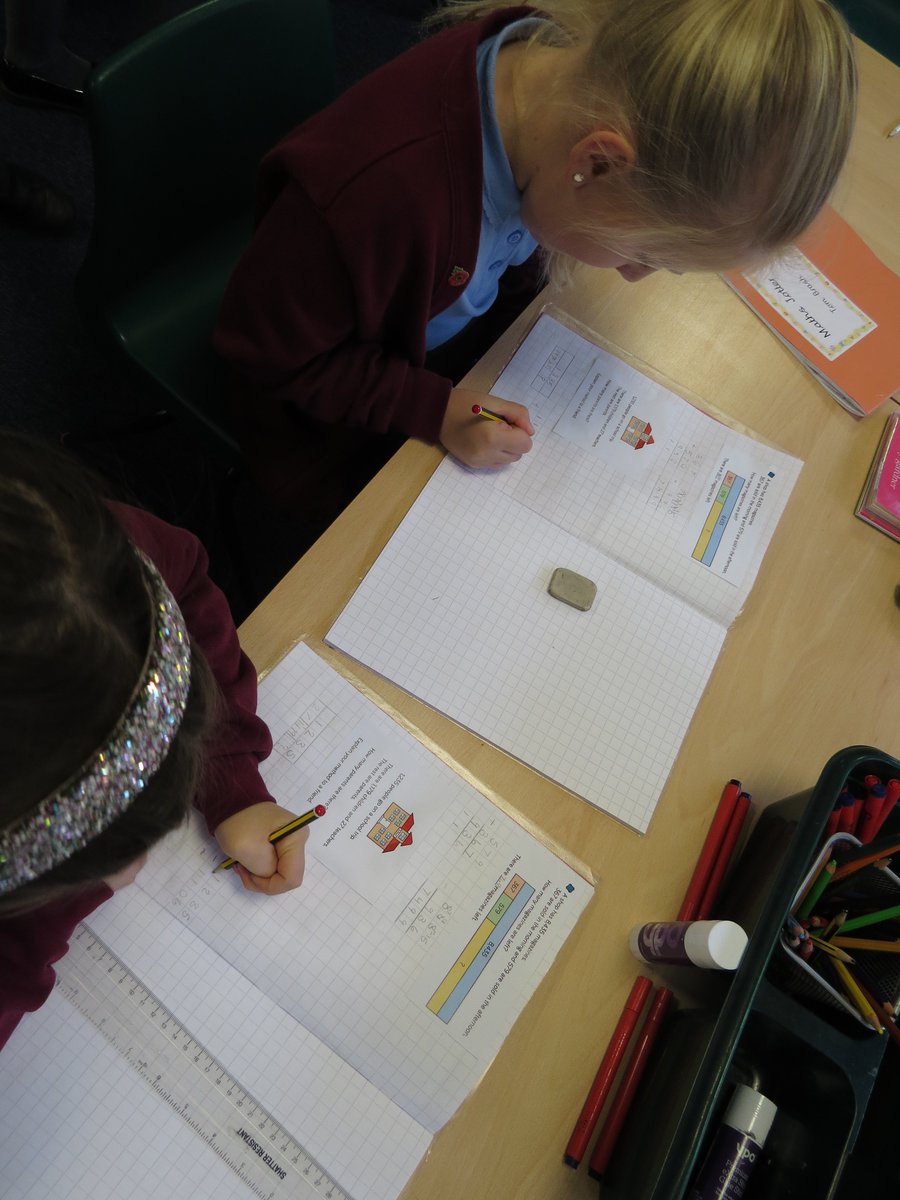 MrBedfordsClass's tweet photo. We really enjoyed using bar models to solve missing number problems today. #Barvember https://t.co/MbOhl9Mr7J