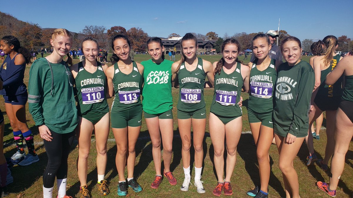 CWallDragons's tweet photo. @CWallDragons girls Cross Country team ready to race! 10 min until start time! #FastDragons #GoCwall https://t.co/2ki4mr5ZMV