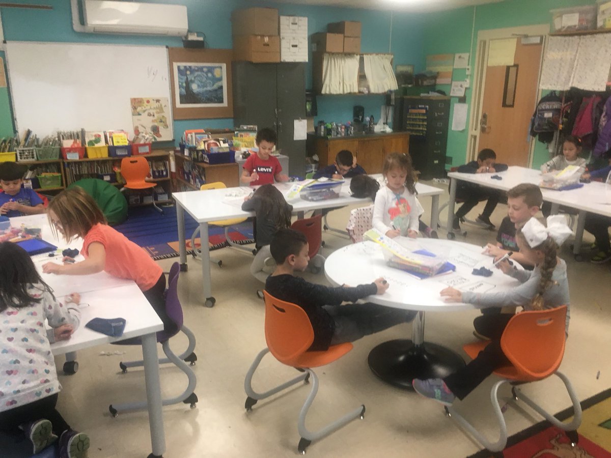 MrCarrell tweet media