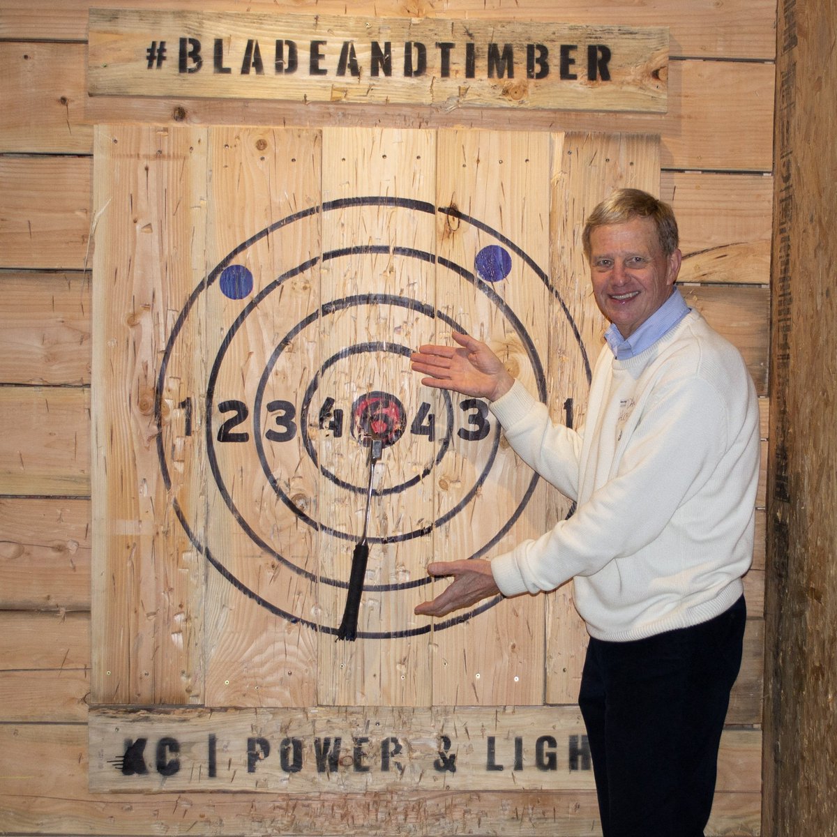 IASAPgroup's tweet photo. Last night, #security awareness professionals from all over the US took to @bladeandtimber #KC to get #IASAPKC started. Thanks to our hosts from @Garmin, @Sprint and @evergypower for hosting us! https://t.co/xdL2rQrmhc