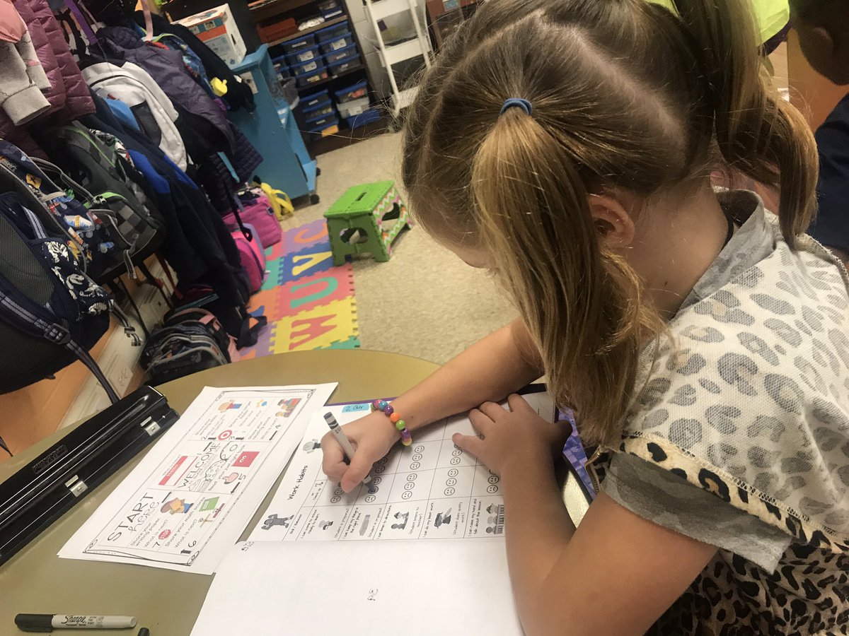 Laurie Hartley tweet media