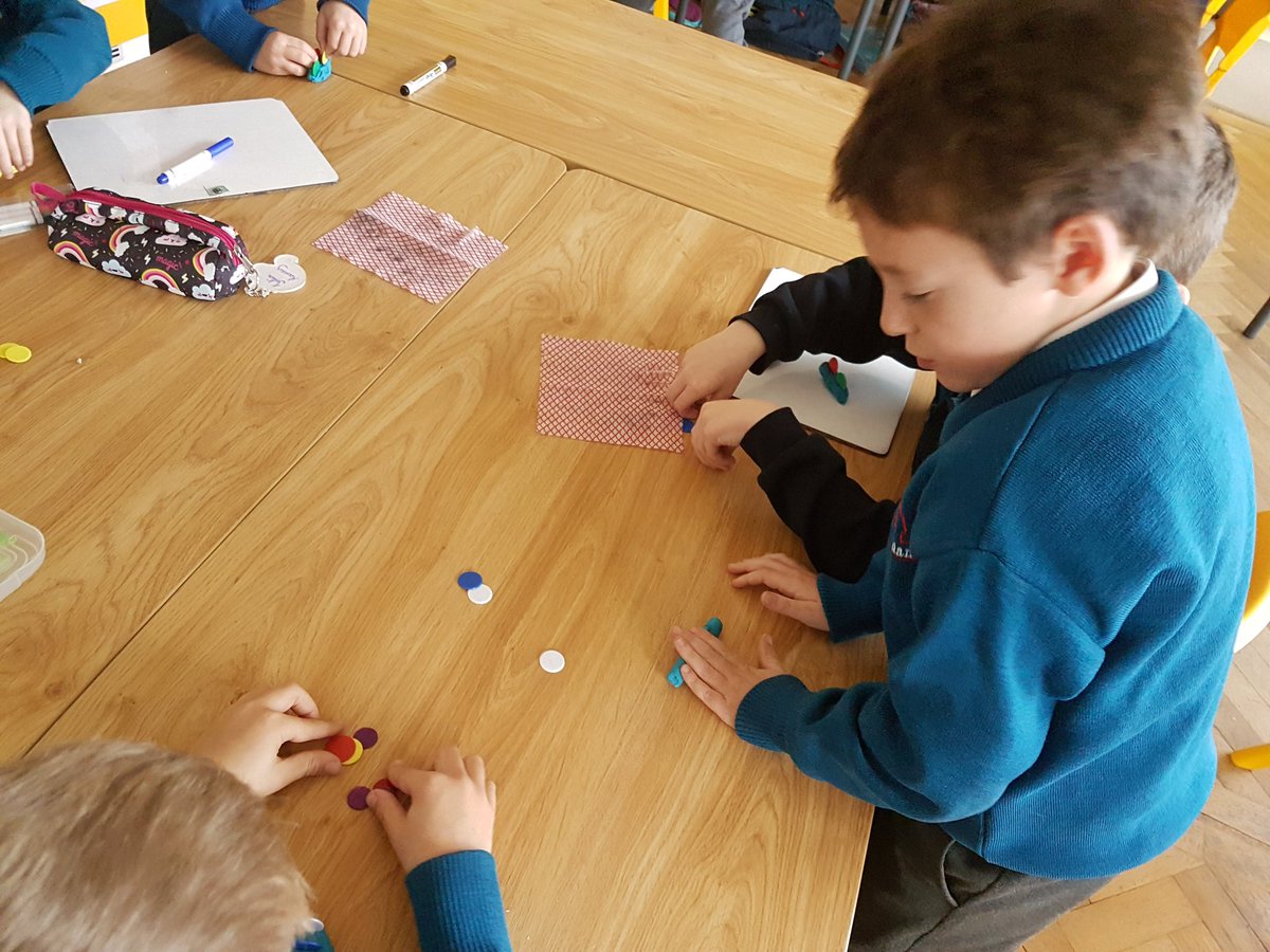 sredmond1st's tweet photo. Working very hard in groups today to work out our problem of the week by making models of motorbikes and limousines #problemsolving #makeamodel https://t.co/JlETQ53zEN