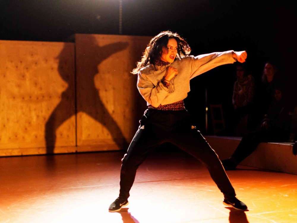 Vuxenmakt och barns motståndsstrategier, barnkonvention och scenkonst i skolan mynewsdesk.com/se/bibu/pressr…