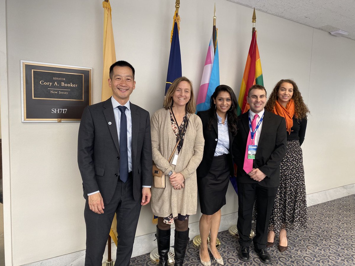 Thank you ⁦@SenBooker⁩ for meeting with us #kidneyadvocates with ⁦@ASNKidney and from ⁦@ISMMSKidney⁩ in support of the #advancingamericankidneyhealth initiative, discussing the Living Donor Protection Act and the need for extending #immuno coverage

🙌🏼