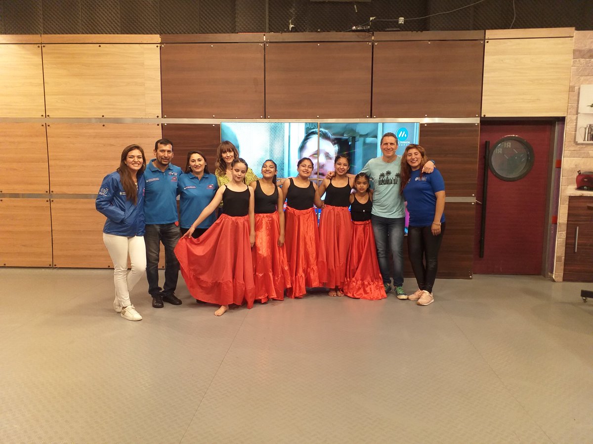 #Bailo #PlayonesEducativos de V° Lavalle en #Informales. Gracias <a href="/belquiotamendi/">Belqui Otamendi</a> y #Gustavo por hacernos sentir tán comodos en su Programa por Multivisión <a href="/patriciapinasco/">Patricia Pinasco</a> <a href="/AlvaradoBeluu/">Beluu Alvarado</a>  <a href="/Ivylopez94/">Ivy Lopez</a> disfrutamos una vez más de su cordialidad.<a href="/UrtubeyJM/">Juan Manuel Urtubey</a>