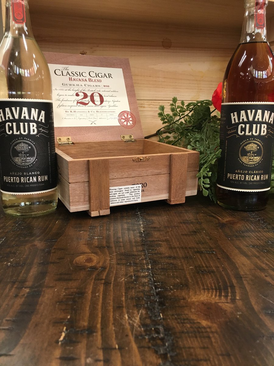 MacsNorthSpfld's tweet photo. @RealHavanaClub Rum 
Aged in Exile. Now made in Puerto Rico
Check out these awesome rums today! https://t.co/ah0LuM9Sz9