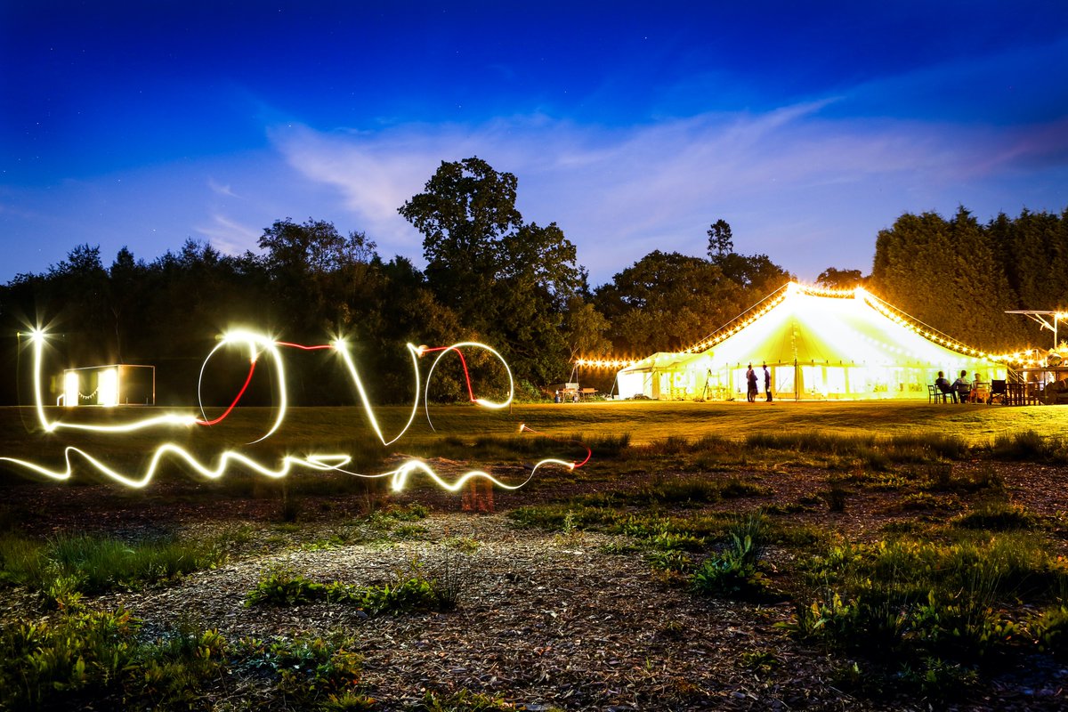 Sharing the LOVE ♥️with LiGHT 🔦
Creative Imagery from <a href="/VelvetStorm_/">Velvet Storm Photo</a> 
Beautiful venue setting fiestafields.co.uk

#love #realwedding #creativity #LightsOut #weddings #tents #fieldofdreams #Gorgeous #weddingphotographers